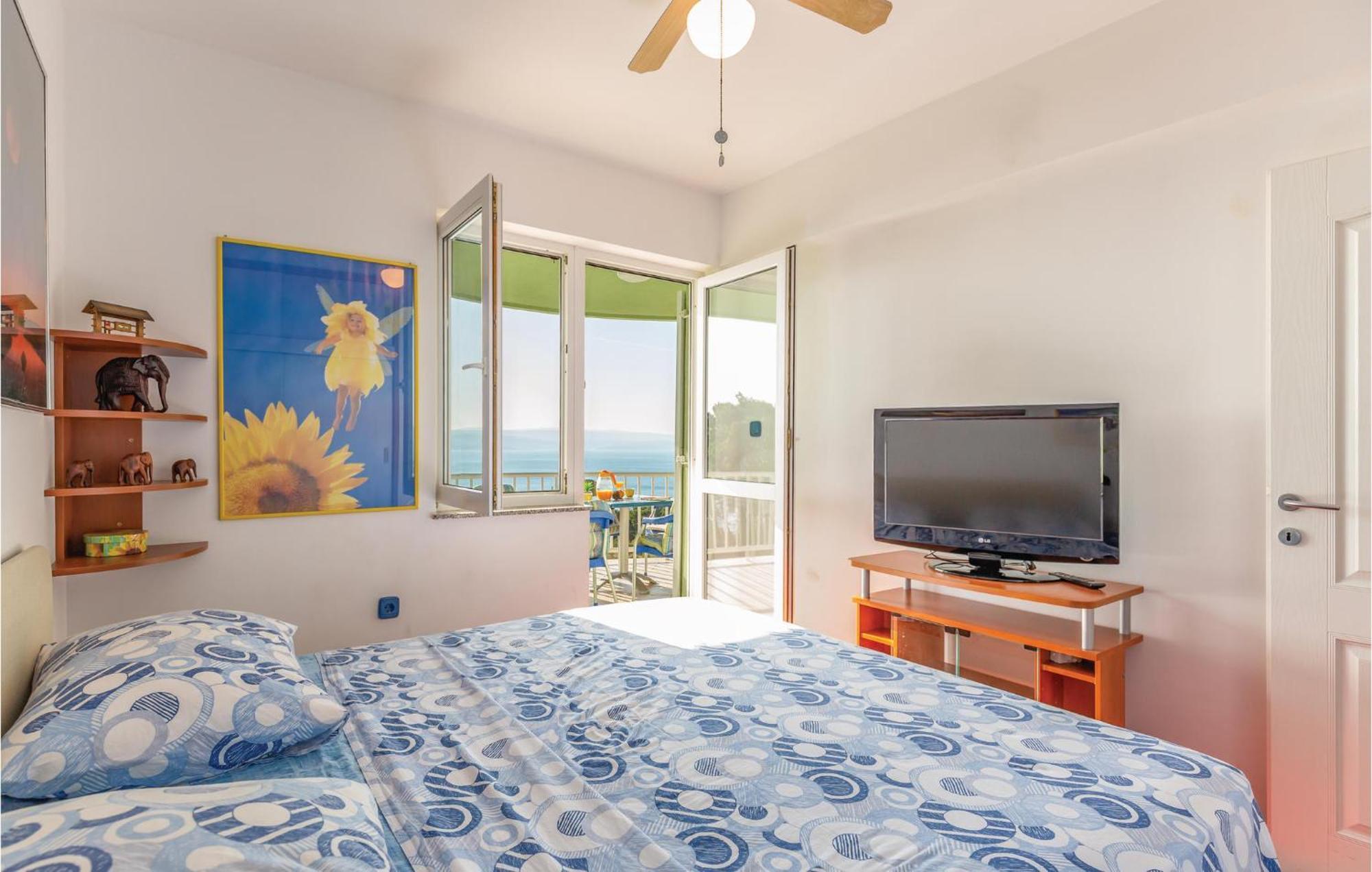 Stunning Apartment In Brela With Wifi Esterno foto